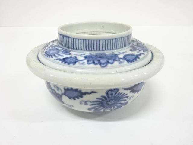 Pottery & Ceramics